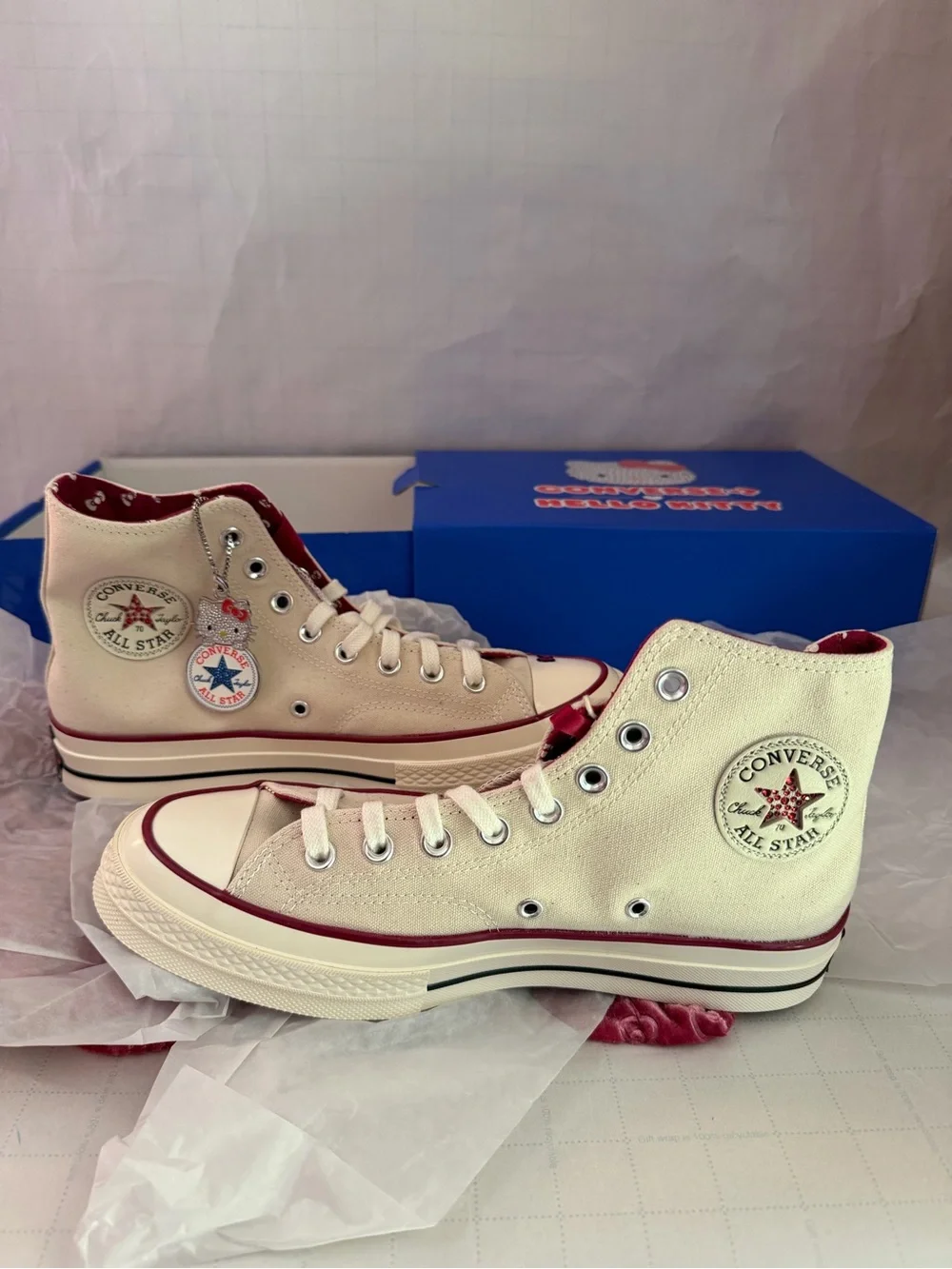 Converse X Hello Kitty Chuck 70 Hi Swarovski